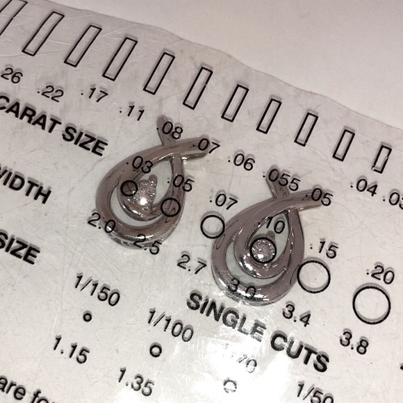 TWO Solid 10K (not 14K ) White Gold Natural Diamond Solitaire Pendants - Picture 15 of 17